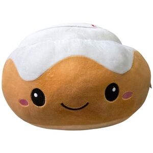 NWT Food Sweet Plush Cinnamon Roll Pillow Swirly Icing Top With Hearts